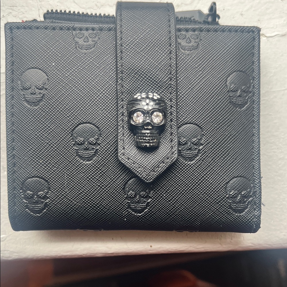 Betsey Johnson Black Textured Skull Zip Wallet